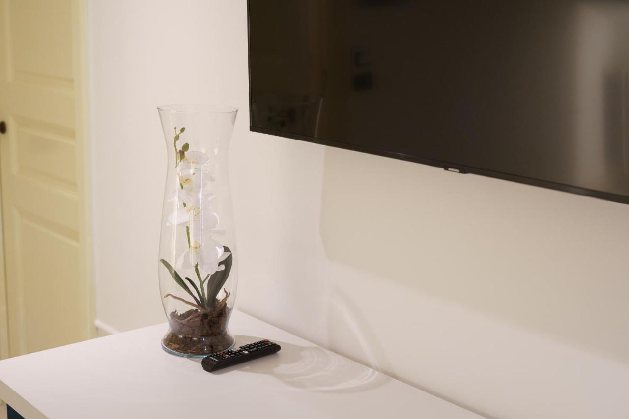 Caffetteria Luca Suite & Rooms Бронте Экстерьер фото