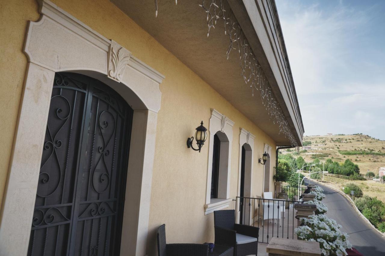 Caffetteria Luca Suite & Rooms Бронте Экстерьер фото